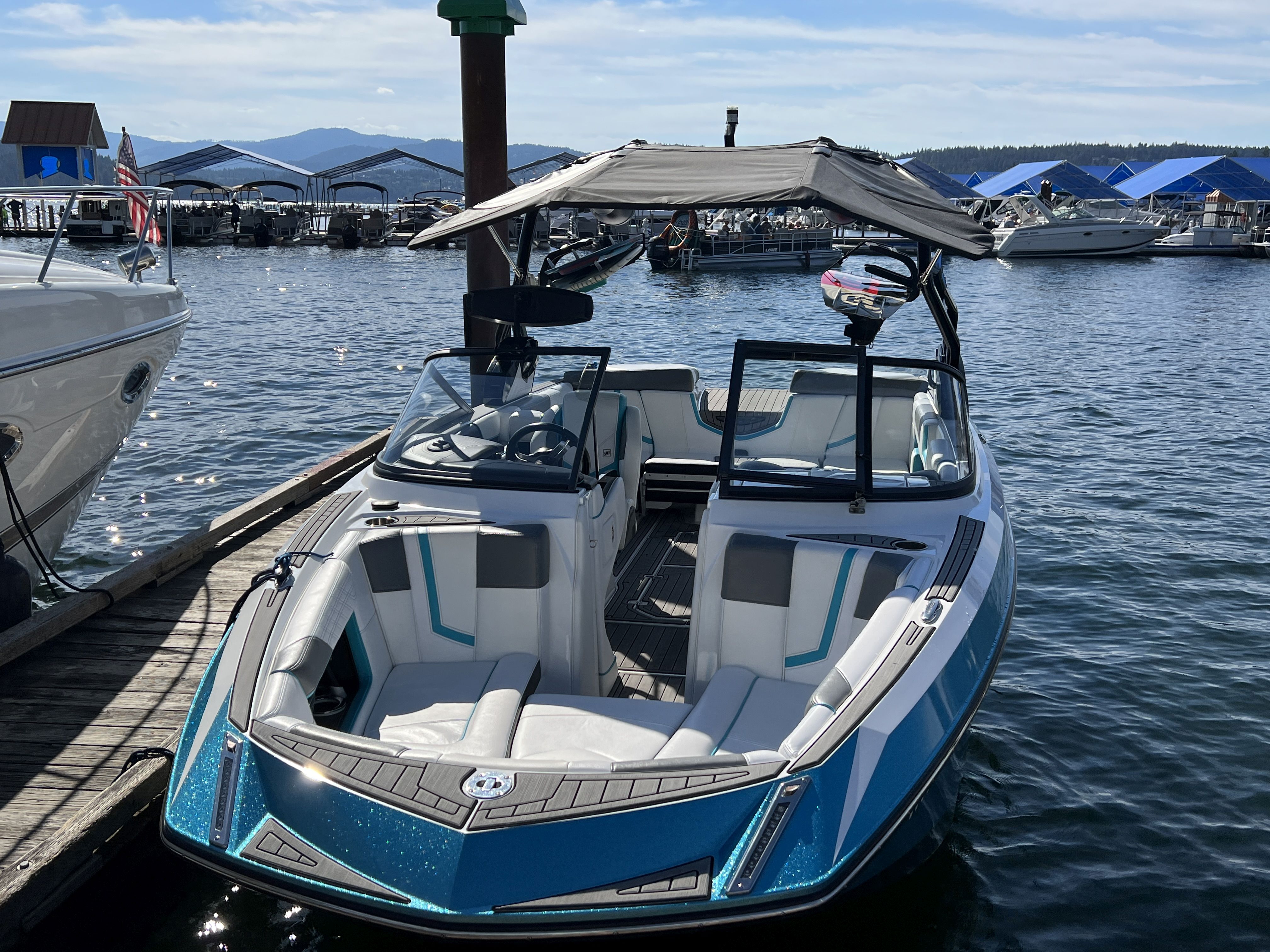 Lake Escapes Boat Rentals